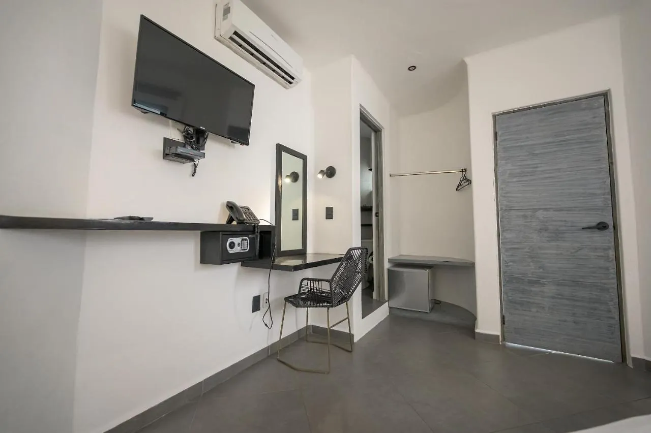 פלאייה דל כרמן Aruma Hotel פלאייה דל כרמן